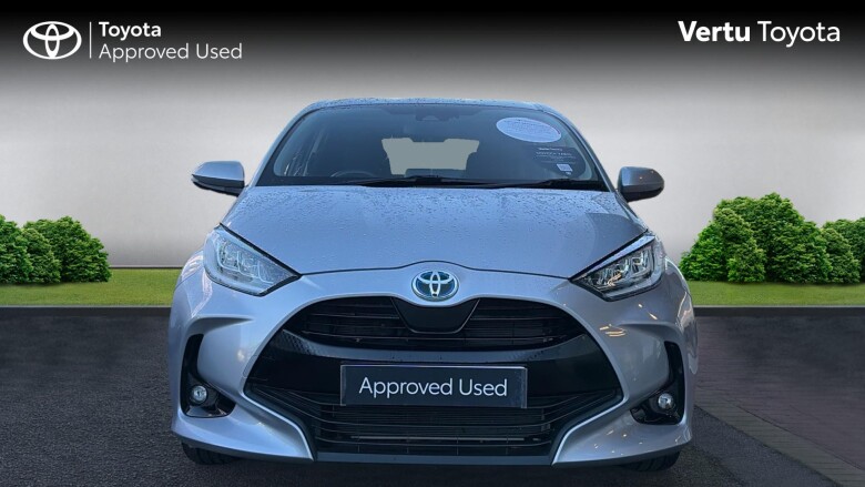 Toyota Yaris 1.5 Hybrid Design 5dr CVT Hybrid Hatchback